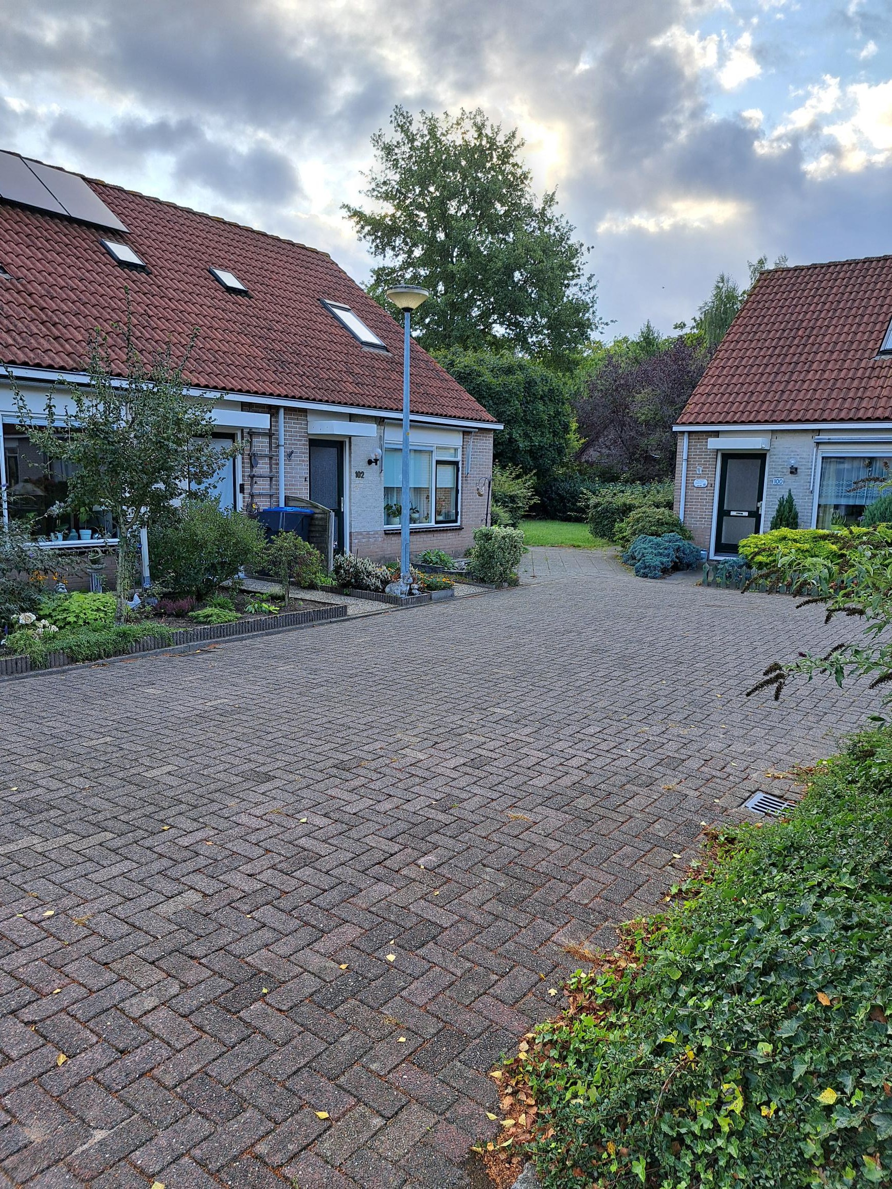 Prins Bernhardstraat 102