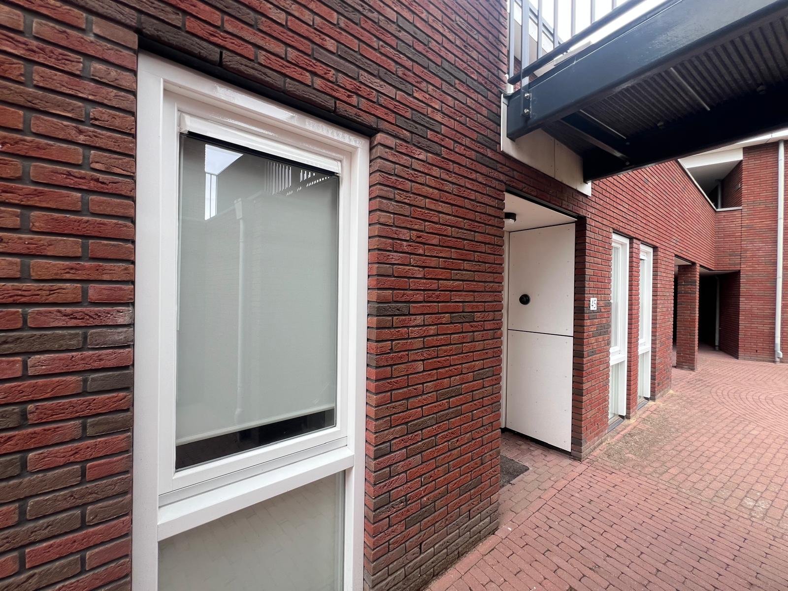 Van Damstraat 45
