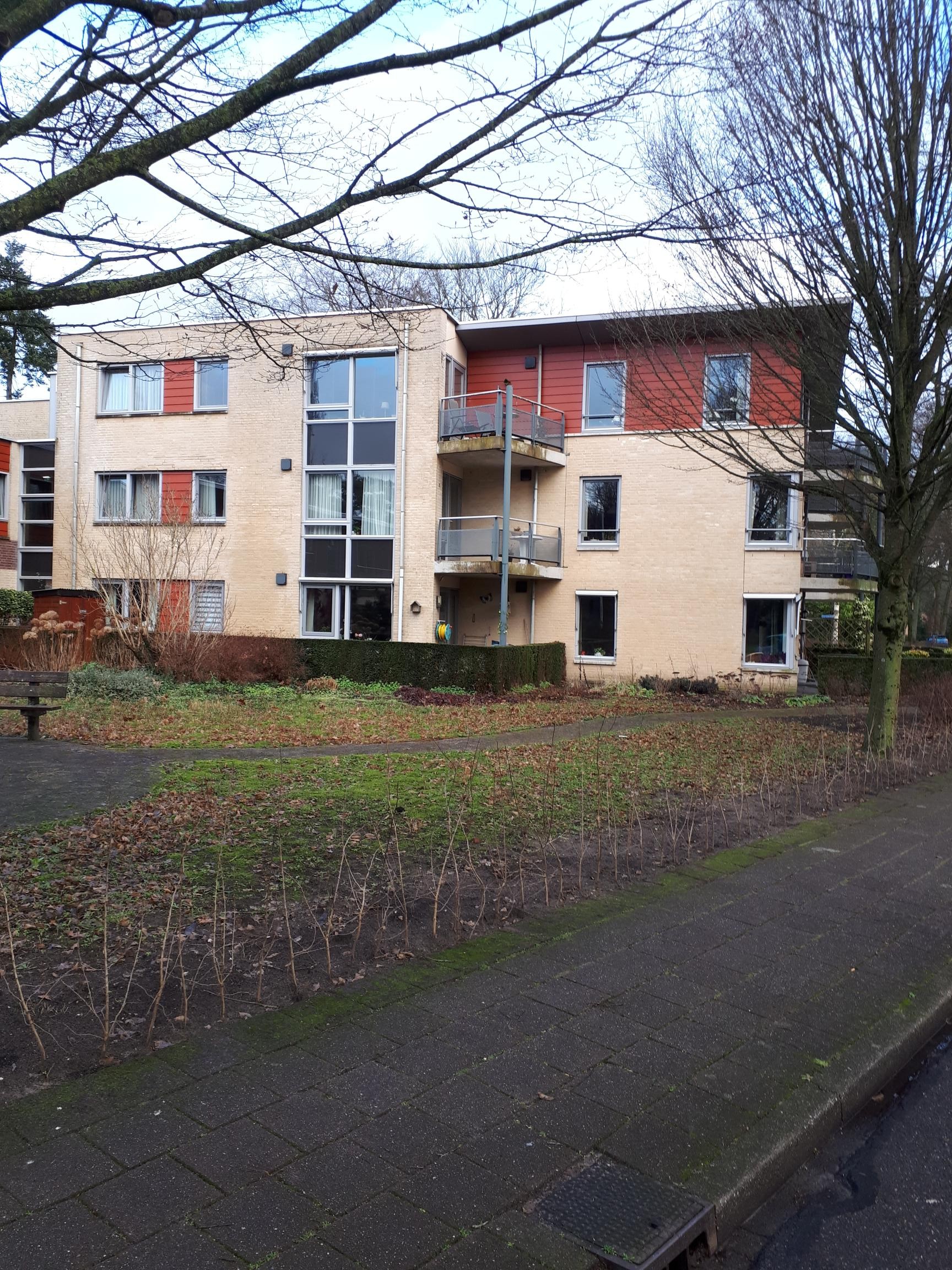 Van Hallstraat 1, 8072 BA Nunspeet, Nederland